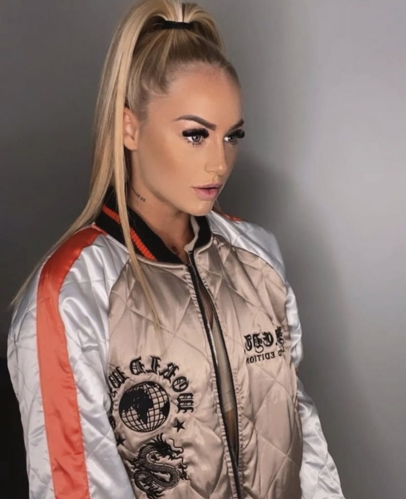 Alicia Lehmann promotes clothes by Boohooman